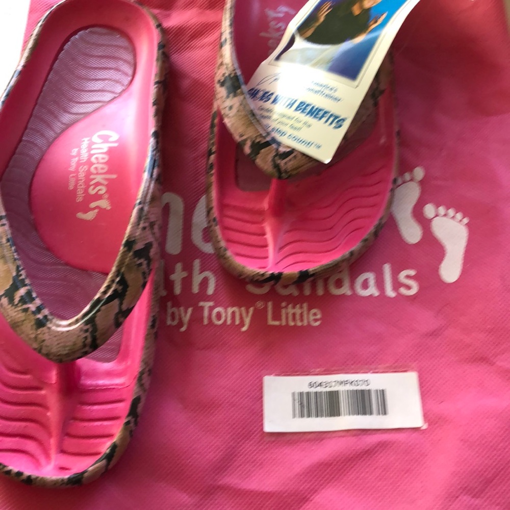 New with tag Cheeks health Sandals